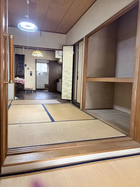 Yokkaichi City, Kogoso 1-chome (Oiwake Station), 2-story, 4DK
