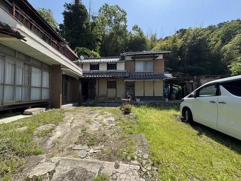2F 7DK in Okusami, Hayashida-cho, Himeji-shi, Himeji

1,980,000 yen