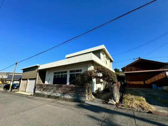 Gobō City, Nata Town, Kusui (Inami Station), 2-story, 8DK