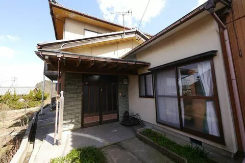 Hakui City, Hon'ei-cho Te (Chiji Station) 2-story building 11DK