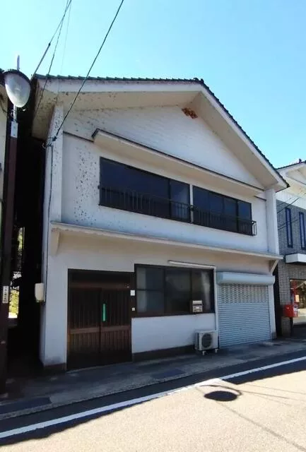 Sera County, Sera Town, Oaza Koyama (Bingo Mikawa Station) 2-story 5SDK