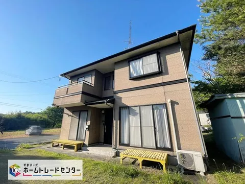 ≪Property with a balcony and Japanese-style room! An attractive home with a spacious garden♪≫