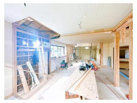 [Open House] Interior and exterior renovation planned / Compliant with new earthquake resistance standards / Water facilities replacement / Kakizaki, Joetsu City