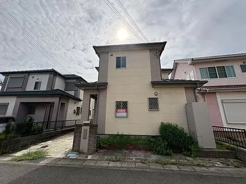 Used single-family home in Iwade City, Okada, used house