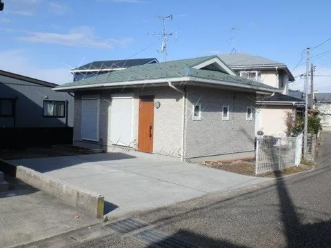 Used single-story house built by a major house manufacturer ♪ Parking for 2 cars available ♪