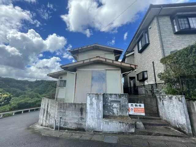 Kagoshima City, Chinen 2-chome, 2 stories above ground and 1 basement, 3K