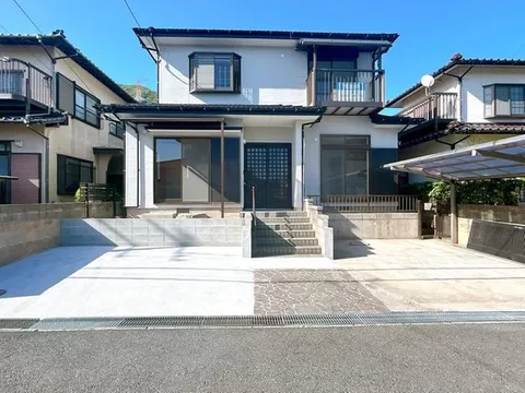 [Open House] Interior and exterior renovation / New seismic standards compliance / Water facilities replacement / Parking for 3 cars available