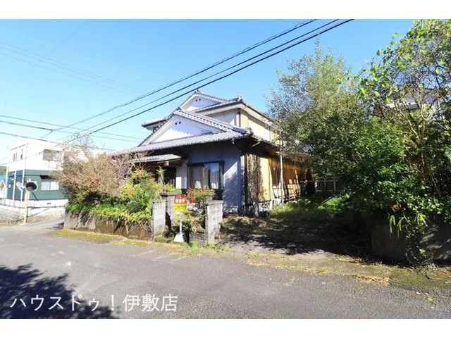【8DK】【Spacious 64.4 tsubo lot, 53.99 tsubo building】【Corner lot】【With warehouse】