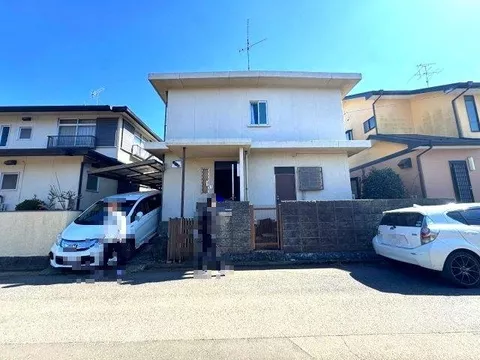 ◆ Balcony ◆ Carport ◆ Entrance porch ◆ Japanese room ◆ Shoe box