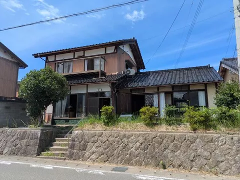 Yosa County, Yosano Town, Iwaya (Yosano Station) 2-story building 7DK