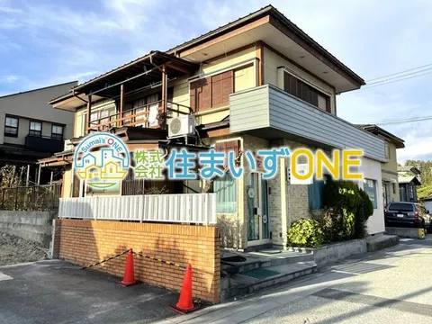 1-chome, Tsurusuke, Kamiyama City (Kamiyama Onsen Station) 2-story building 7DK