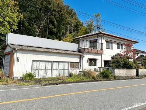 Yatsushiro City, Shikikawauchi Town (Hinagu Onsen Station) 2-story 4LDK