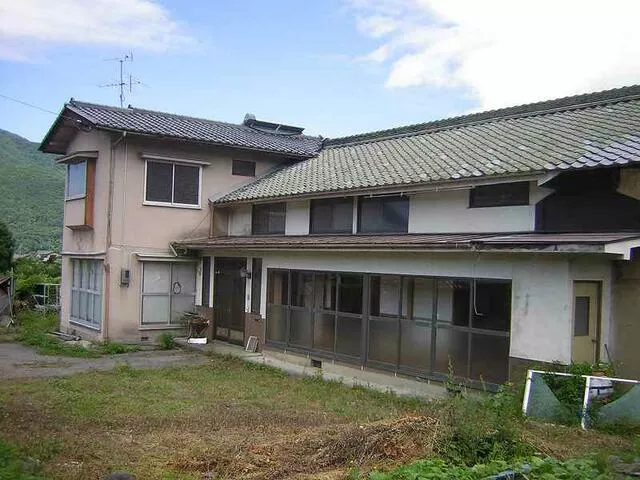 Ueda City, Sanada Town, Nagashibune (Ueda Station) 2-story building 8DK