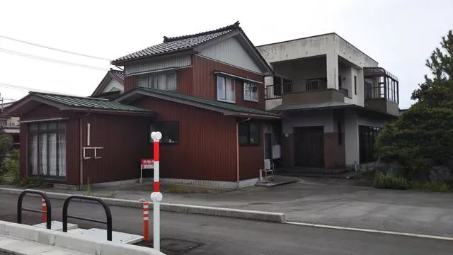 Niigata Prefecture, Nyuzen Town, Kuniyama (Nyuzen Station) 2-story 9DK