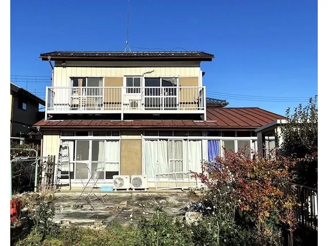 ◇ About 9 minutes on foot to Nishiyamana Station ◇ About 10 minutes by car to Fujioka IC ◇ Quiet residential area