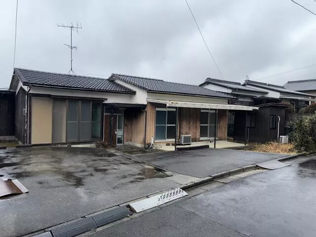 Funaki, Niihama-shi (Niihama Sta.) Single story house, 5DK

5DK 5,000,000 yen