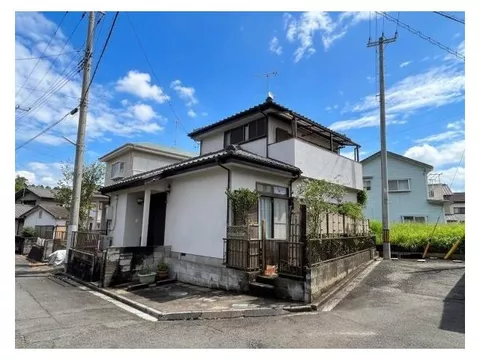 Enokido (Enokido Station) 780,000 yen
