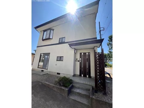 Oaza Nanase (Kami-Imai Station) 8 million yen