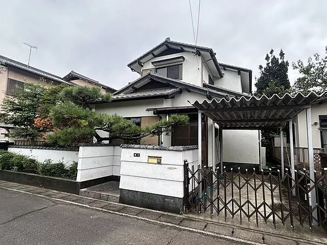 Used single-family home in Ogaki City, Kido Town
