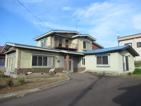 Hirakawa-shi, Kanagawa Shinya Eikan 2F 8DK

3 million yen