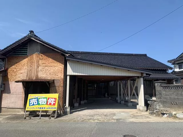 Namerikawa City, Akahama (Naka-Kazuki Station) 2-story 9DK