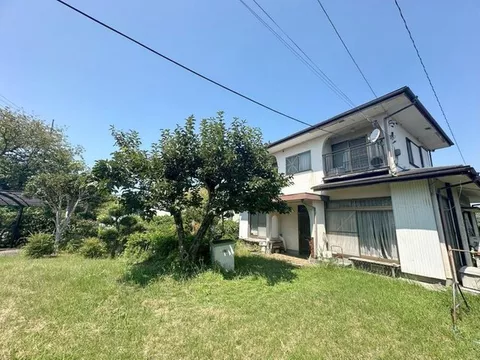 The site area is 177 tsubos! Luxurious and spacious living with overwhelming space.