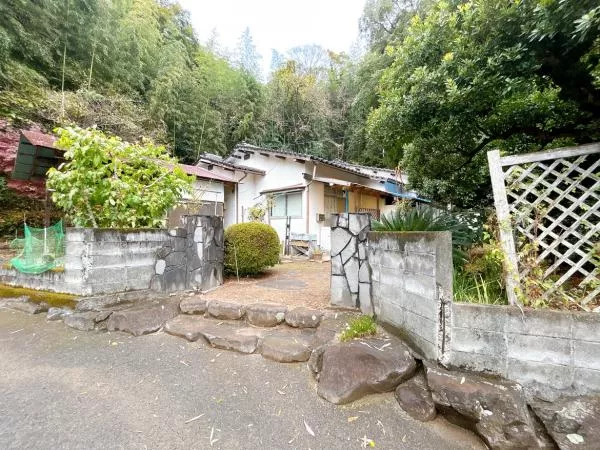 Kumamoto City, Kita Ward, Uekimachi Ogi Sako (Ueki Station) single-story building 4DK