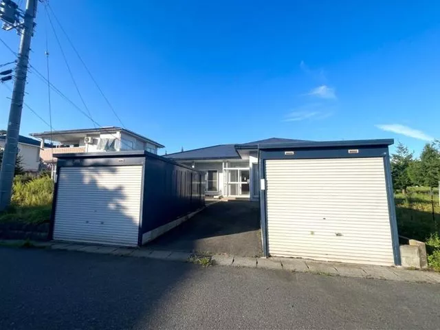 Bansai-cho Azumayama (Yonezawa Station) 11 million yen