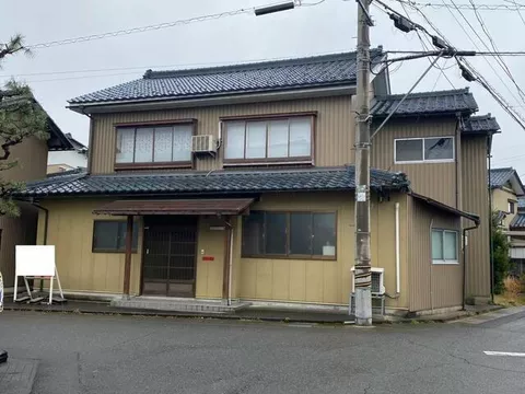 Echizen City, Shibahara 1-chome (Sports Park Station) 2-story building 9DK