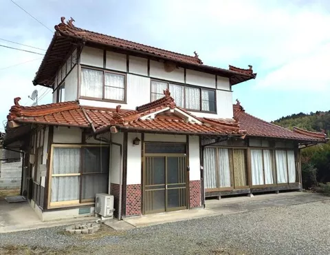 Sera County Sera Town Oaza Tsuguchi (Bingo Mikawa Station) 2-story 6DK
