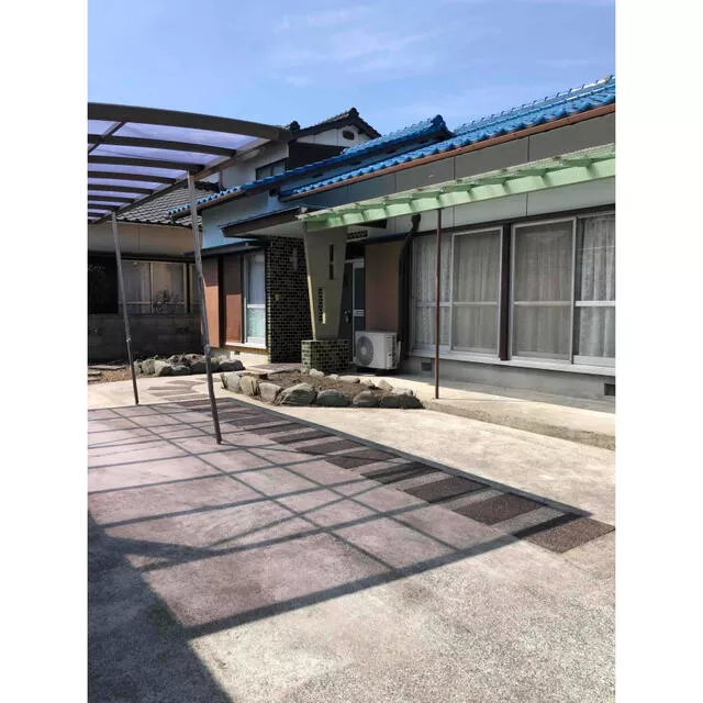 Niihama City, Osei-in (Nakahagi Station) Single-story building 4DK