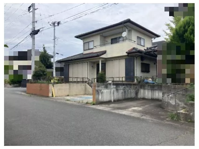 <Yotsukura Town> Corner lot, good sunlight! You can enjoy gardening in the yard♪