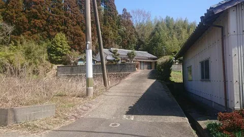 Miyazaki City, Sadowara Town Higashi Kamina Single-story building 4DK