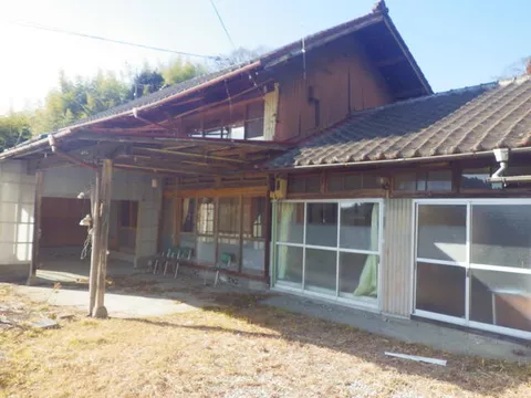 Soma-gun, Shinchimachi, Komagamine, Aza Kitamukiyashiki (Komagamine Station) 2-story building 7DK