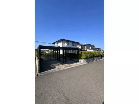 [Parking space for 2 cars × Nature-rich town] A home to live at your own pace away from the hustle and bustle of the city