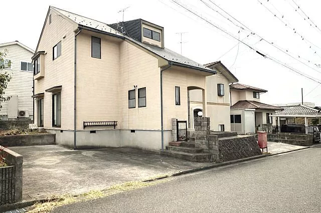 Used single-family home, Nishibara County Hōki Town Kishimoto used house (within Hōki New Town)
