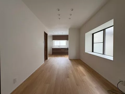 [For used houses, Pacific] What remains is only spaciousness, tranquility, and livability.