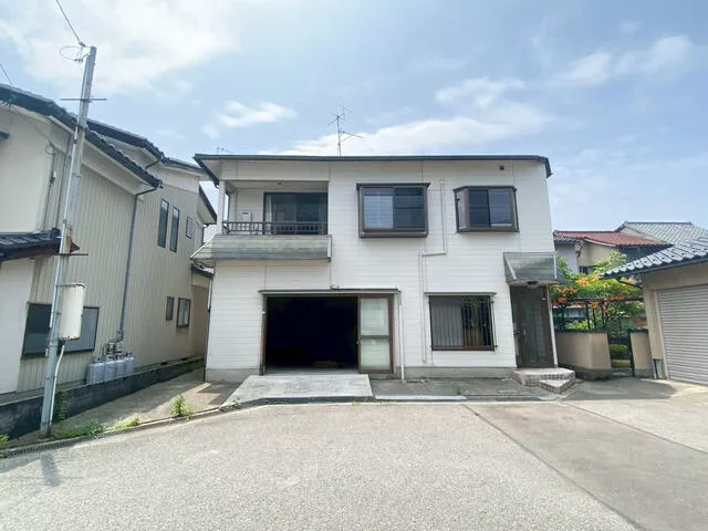 Kanazawa City, Kanda 2-chome (Nishiizumi Station), 2-story, 3LDK
