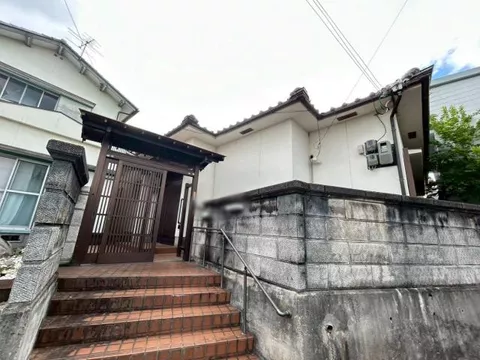 Tsuruhara, Izumisano City (Higashisano Station) 2-story building 7DK
