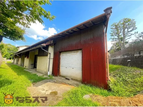 ■9-minute walk from Nigatsudo Station. Single-story living on approximately 80 tsubo of land■6-minute walk to the supermarket