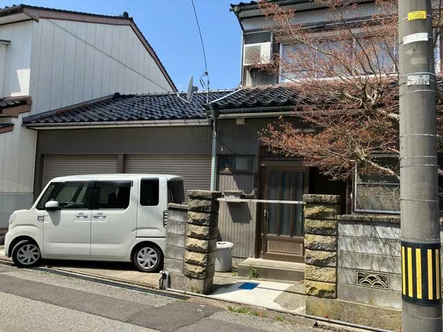 Takaoka City, Habihiro (Takaoka Yabunami Station) 2-story 6K