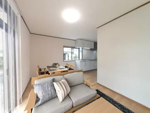 [Open house held] [Renovation completed/Immediate occupancy available] 3LDK house with all rooms over 6 tatami mats