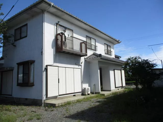 Shimada City Sakamoto (Rokugo Station) two-story building 4SLDK