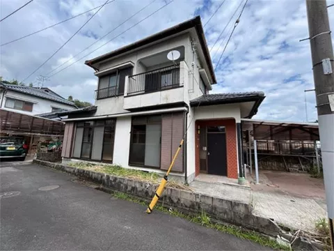 Kagoshima City Sakanoue 8-chome 2-story building 4DK