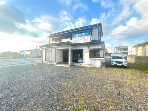 Open house held, interior and exterior renovation planned, spacious 119 tsubo lot.