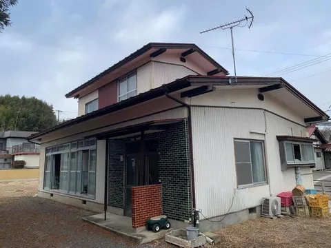 The very spacious land is attractive, about 6 minutes by car to the Tohoku Chuo Expressway "Reizan IC"!