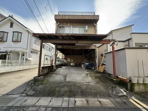 Kofu City, Sato Yoshicho 4-chome (Minami Kofu Station) 3-story building 5DK