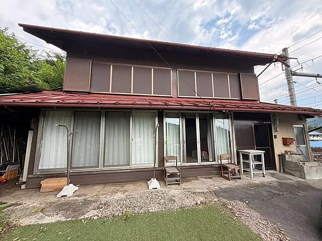 Used single-family home in Shibukawa City, Kamishirai