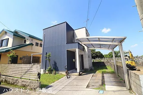 Used single-family home Sakamoto Town Used house