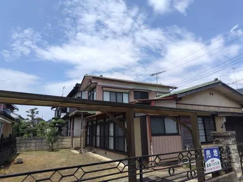 With carport! 5DK!